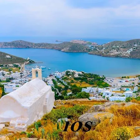 Cycladic Seafront Suites - Triple Penzion *