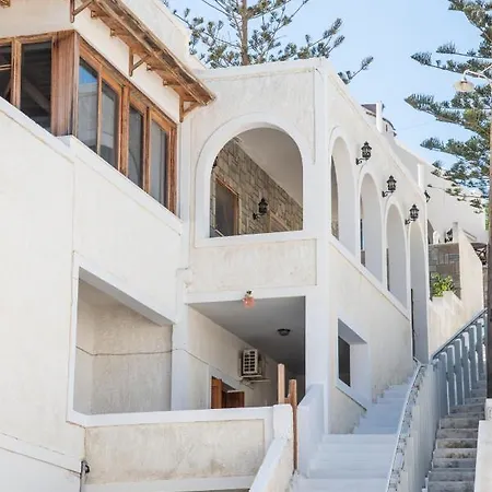 Cycladic Seafront Suites - Triple Penzion *